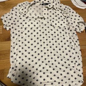 cure top with pockets!